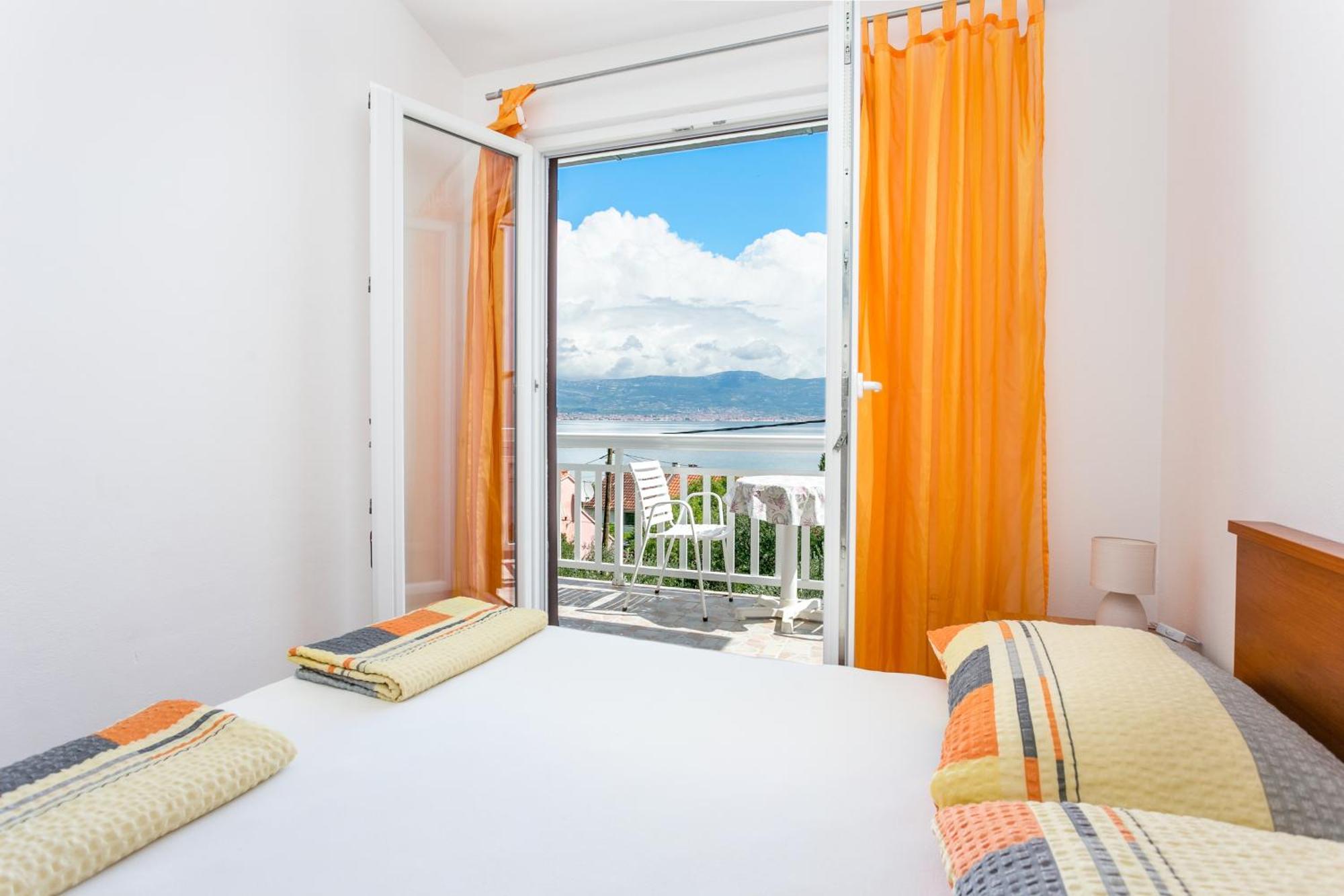 Apartments By The Sea Slatine, Ciovo - 6000 Room photo